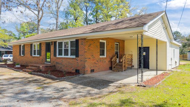 4149 Woodcrest Road, Rocky Mount, NC 27803