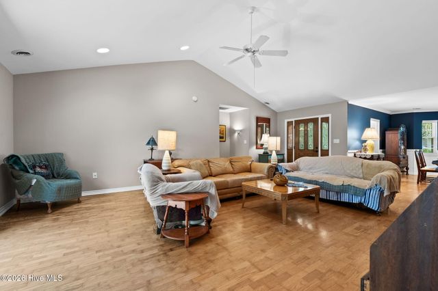 2490 Glen Drive, Little River, SC 29566