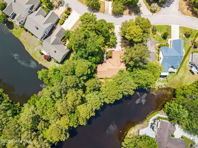 2490 Glen Drive, Little River, SC 29566