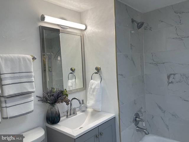 3712 W COLD SPRING LN, Baltimore, MD 21215