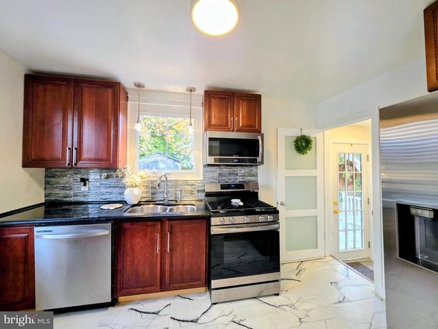 3712 W COLD SPRING LN, Baltimore, MD 21215