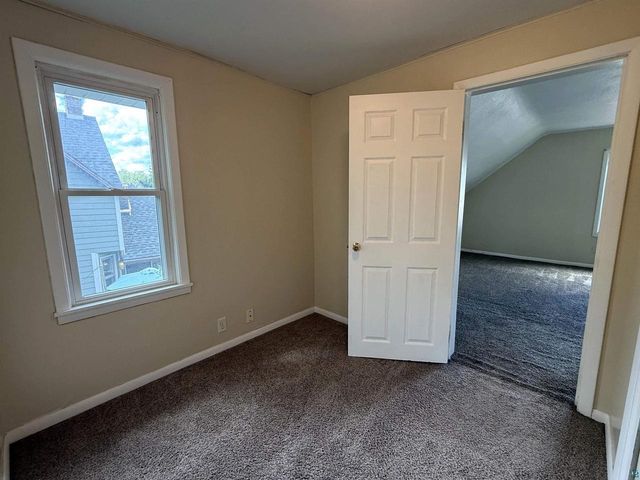 2715 E 3rd St, Superior, WI 54880