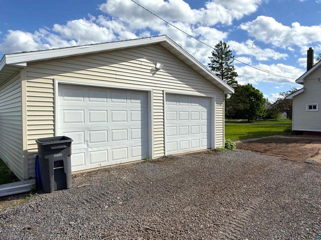 2715 E 3rd St, Superior, WI 54880