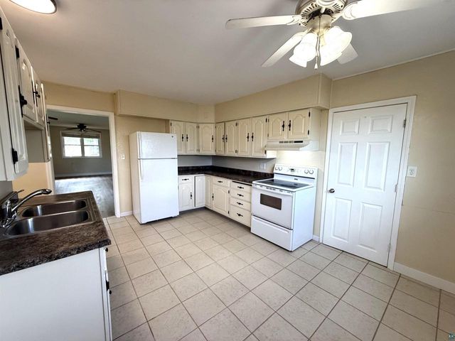 2715 E 3rd St, Superior, WI 54880
