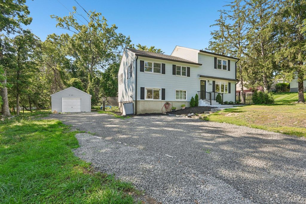 294 Orangeburg Road, Pearl River, NY 10965 — photo 2