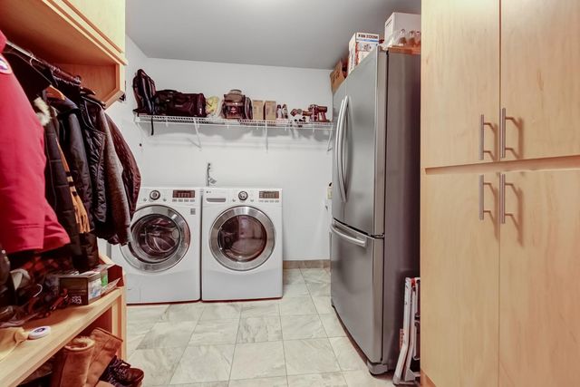 1120 S 2nd Street 814, Minneapolis, MN 55415