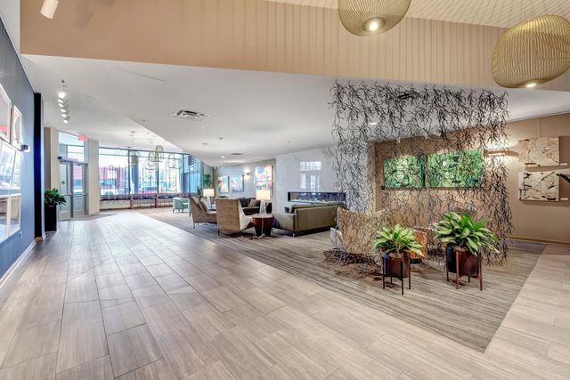 1120 S 2nd Street 814, Minneapolis, MN 55415