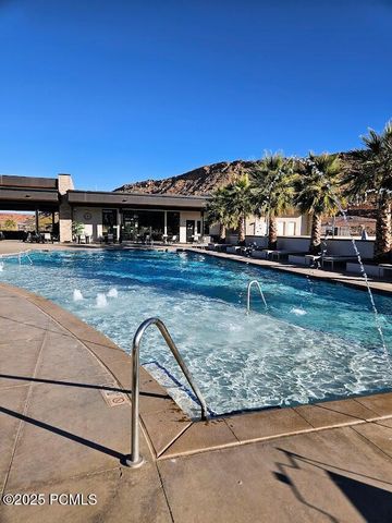 1887 Wolverine Way, Washington, UT 84780