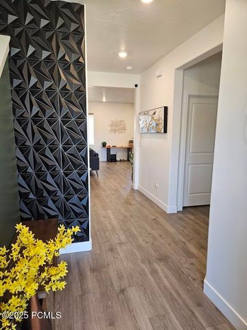 1887 Wolverine Way, Washington, UT 84780