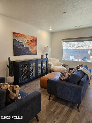 1887 Wolverine Way, Washington, UT 84780