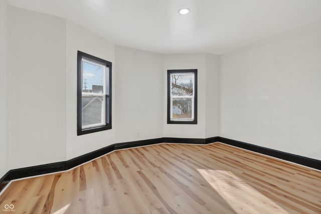 20 Eastern Avenue, Indianapolis, IN 46201