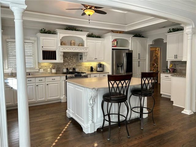 4548 Duncan Drive, Sugar Hill, GA 30518