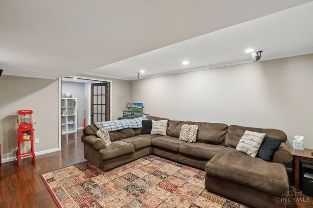 1570 Blueorchard Drive, Cincinnati, OH 45230