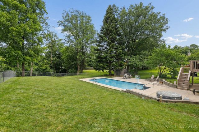 1570 Blueorchard Drive, Cincinnati, OH 45230