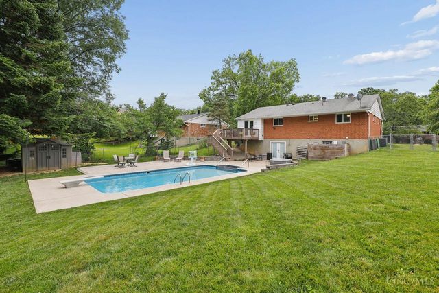 1570 Blueorchard Drive, Cincinnati, OH 45230