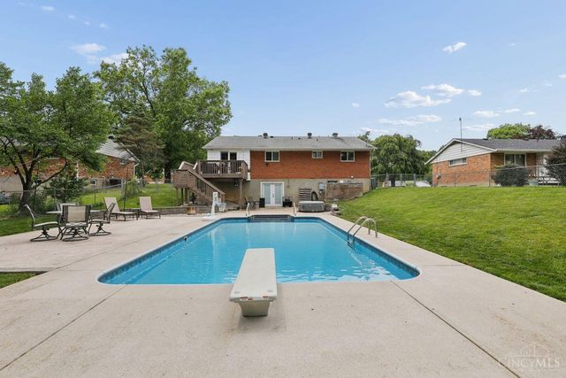 1570 Blueorchard Drive, Cincinnati, OH 45230