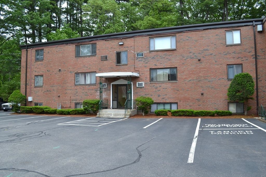 77 Nicholas Rd I, Framingham, MA 01701