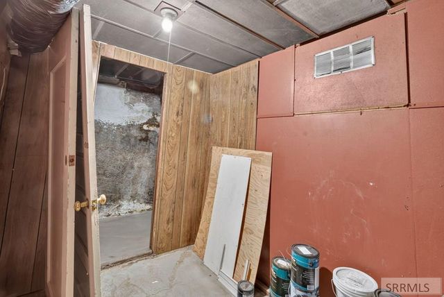 1004 N Grant Avenue, Pocatello, ID 83204