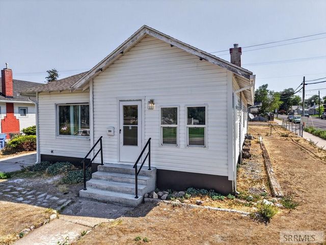 1004 N Grant Avenue, Pocatello, ID 83204