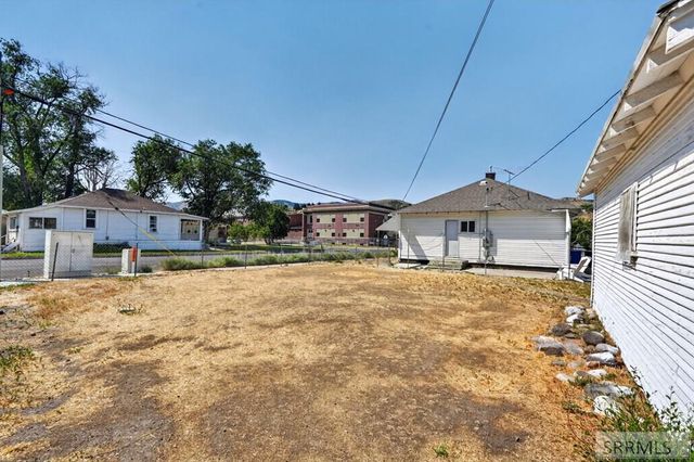 1004 N Grant Avenue, Pocatello, ID 83204