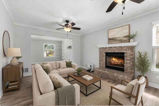 52 Blackberry Trail, Aurora, IL 60506