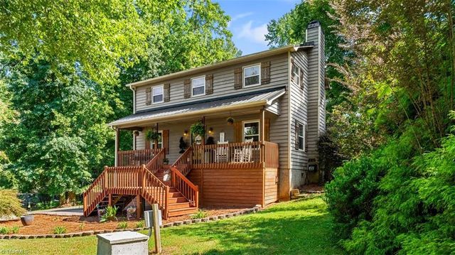 7317 Farmbrook Place, Thomasville, NC 27360