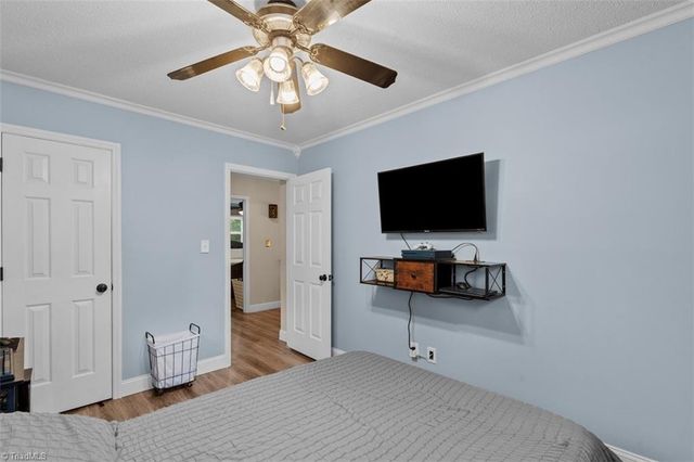 7317 Farmbrook Place, Thomasville, NC 27360