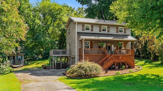 7317 Farmbrook Place, Thomasville, NC 27360