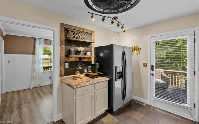 7317 Farmbrook Place, Thomasville, NC 27360