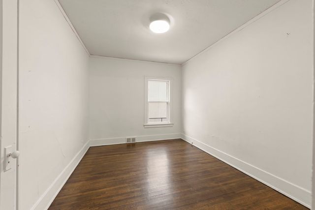 25 E Parkside Avenue, Lombard, IL 60148