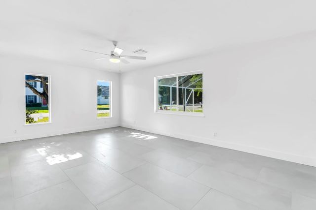 12865 Kingsway Road, Wellington, FL 33414