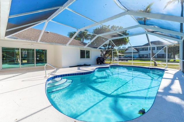 12865 Kingsway Road, Wellington, FL 33414