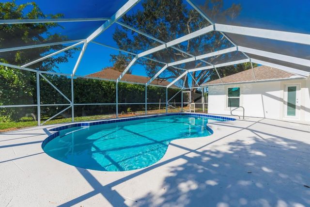 12865 Kingsway Road, Wellington, FL 33414