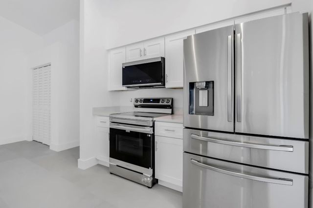 12865 Kingsway Road, Wellington, FL 33414