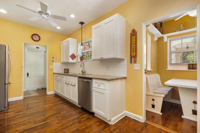714 Sunset Road, West Palm Beach, FL 33401