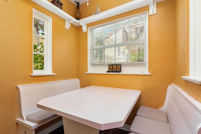 714 Sunset Road, West Palm Beach, FL 33401