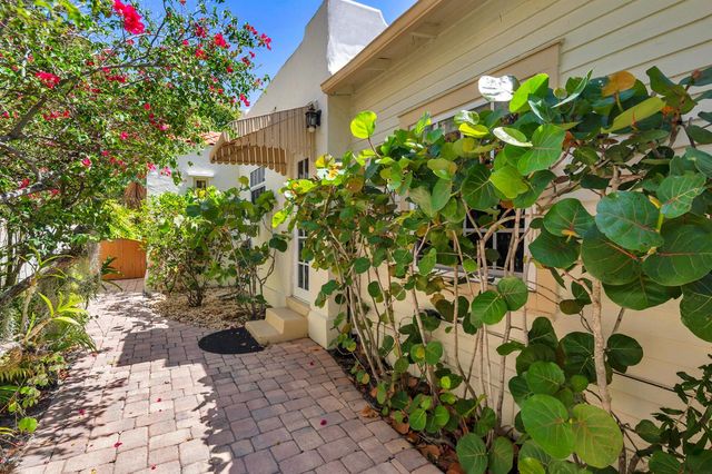 714 Sunset Road, West Palm Beach, FL 33401