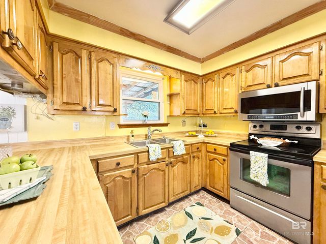 7251 Knollwood Road, Mobile, AL 36619