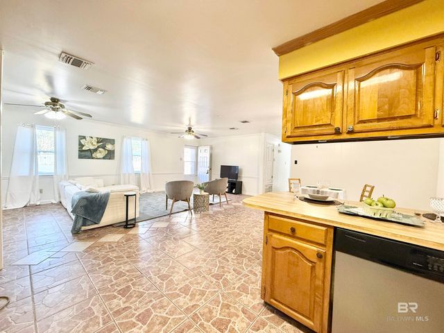 7251 Knollwood Road, Mobile, AL 36619