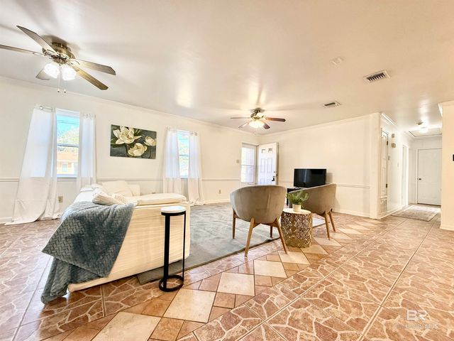 7251 Knollwood Road, Mobile, AL 36619