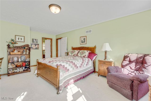 3123 Killingworth Lane, Twinsburg, OH 44087