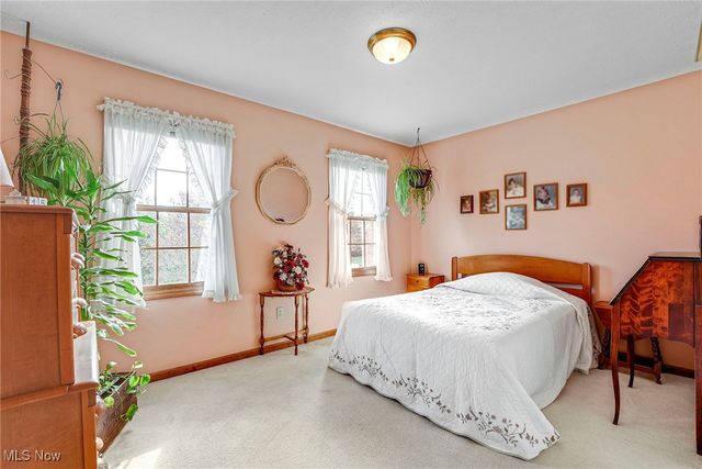 3123 Killingworth Lane, Twinsburg, OH 44087