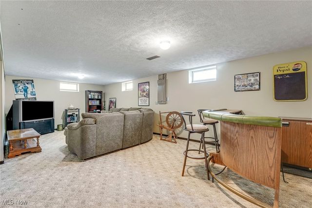 3123 Killingworth Lane, Twinsburg, OH 44087