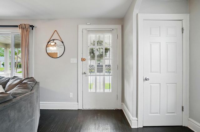 1199 Lockbourne Road, Columbus, OH 43206