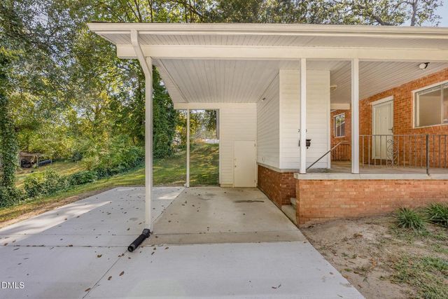 2400 Remington Road, Raleigh, NC 27610