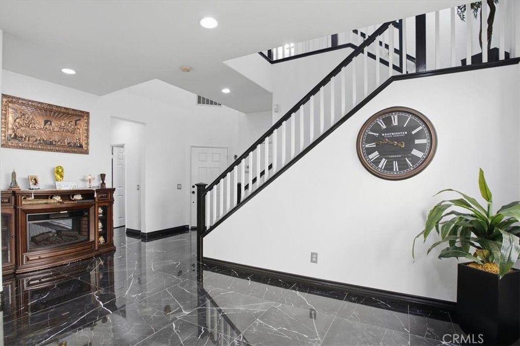 27700 Thalia Lane, Canyon Country, CA 91351 — photo 5