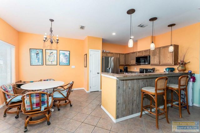 18 Torrey Pines Dr., Laguna Vista, TX 78578