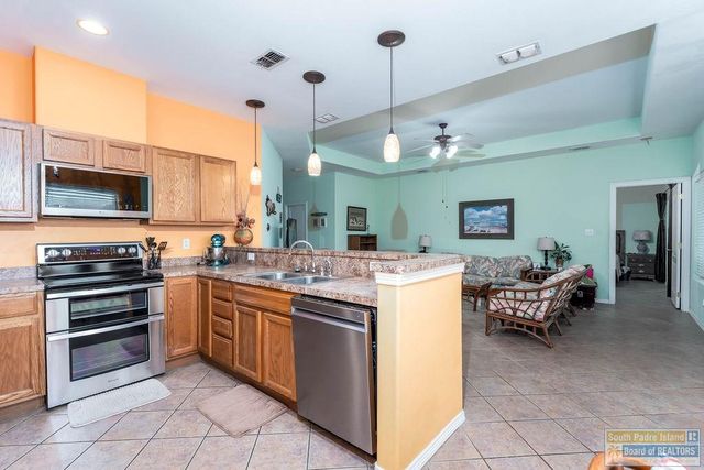 18 Torrey Pines Dr., Laguna Vista, TX 78578