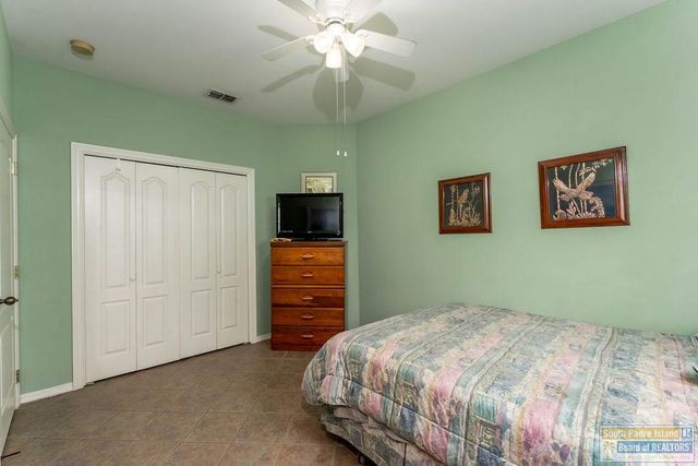 18 Torrey Pines Dr., Laguna Vista, TX 78578