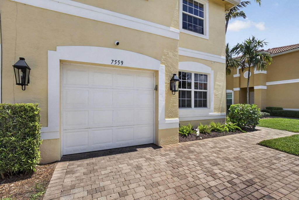 7559 Spatterdock Drive, Boynton Beach, FL 33437